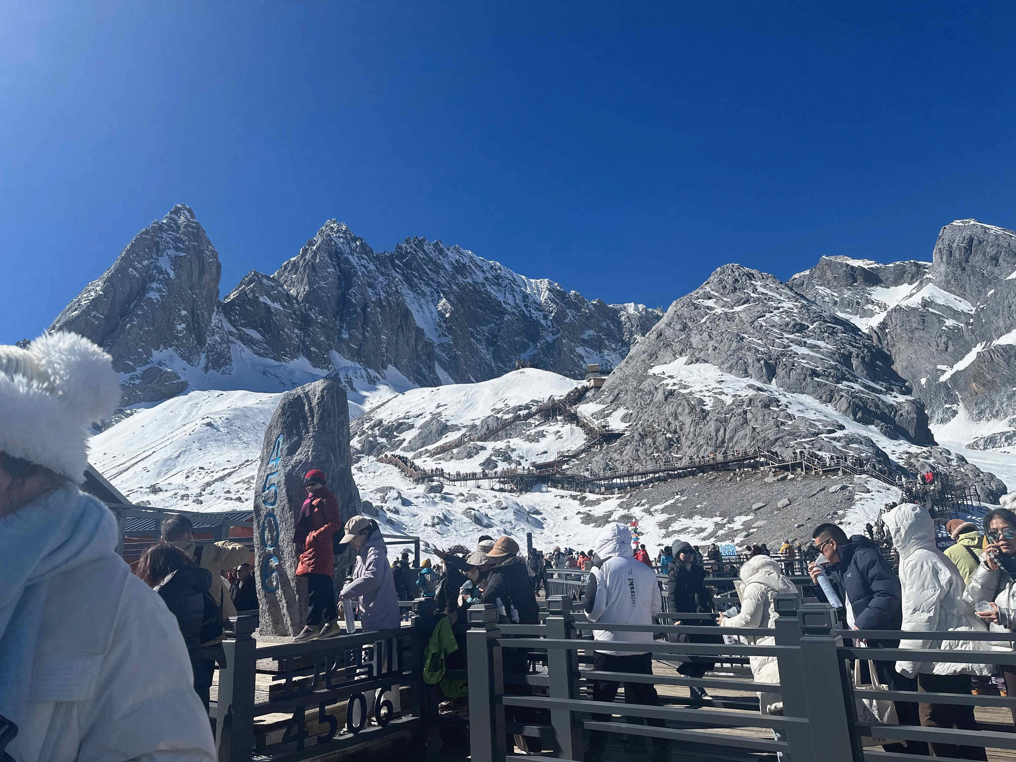 玉龍雪山